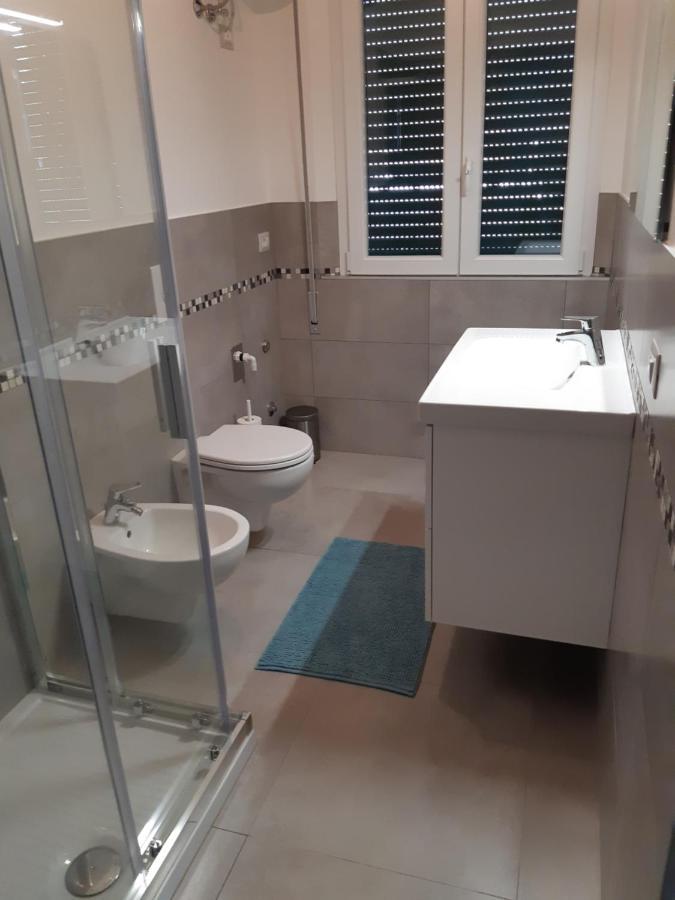 Villa Lina Rimini Buitenkant foto